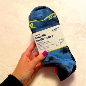 NWT Athletic Socks- 5prs.